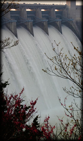 Table Rock Dam Overflow