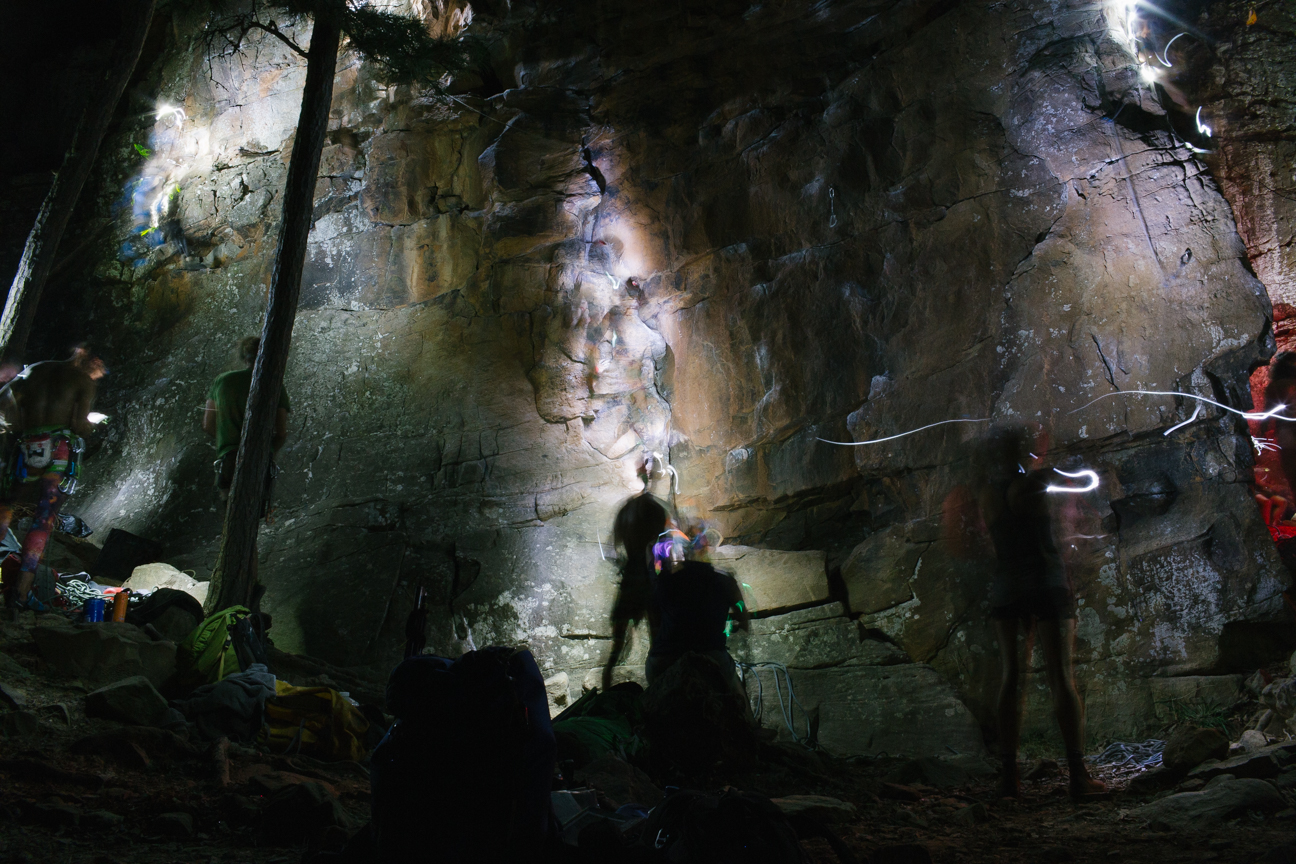 24-Hour Horseshoe Hell. Photography by Josh Ong.