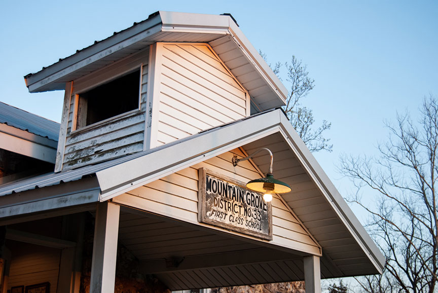 Mountain Grove School House